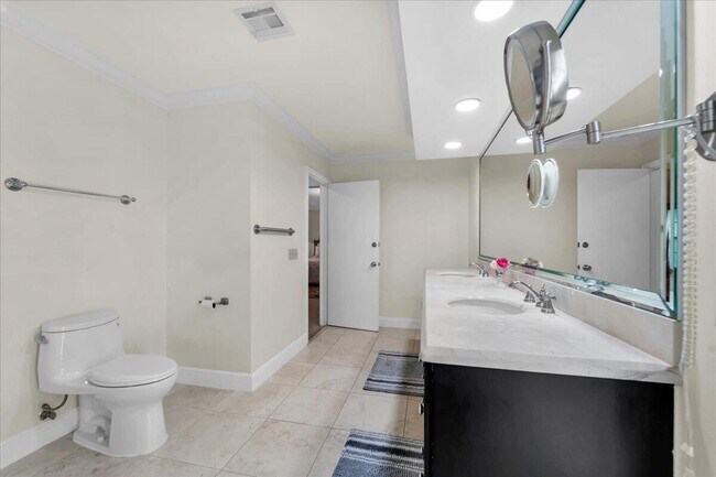 Building Photo - 2908 Banyan Blvd Cir NW