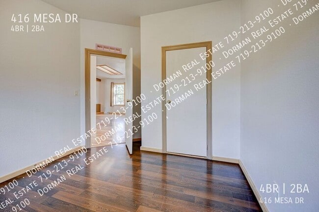 Building Photo - 416 Mesa Dr