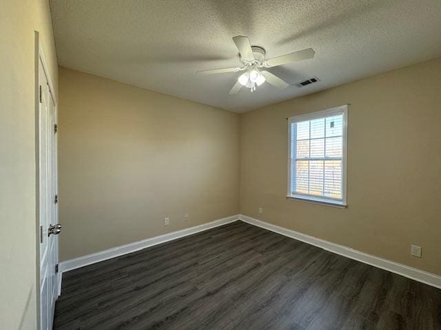 Building Photo - 106 Meyers Lake Dr