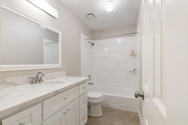 Building Photo - 3209 Blue Wing Dr