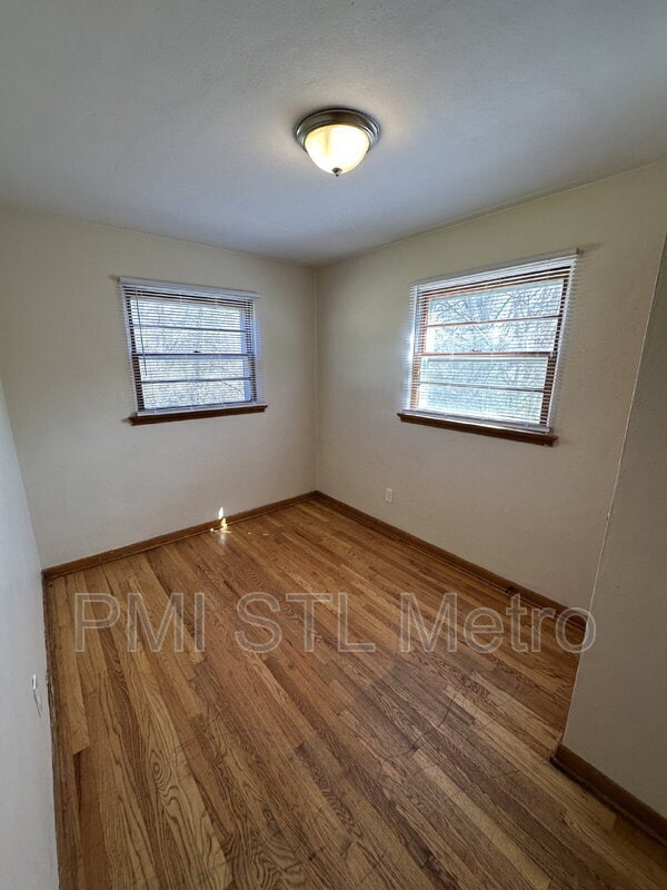 Building Photo - 6824 Larry Ln