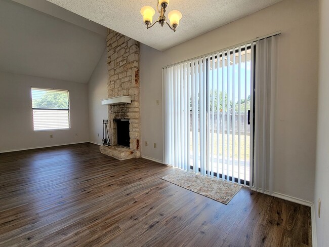 Building Photo - Horseshoe Cir, 1760