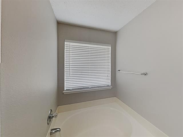 Building Photo - 613 Oak Hollow Trail