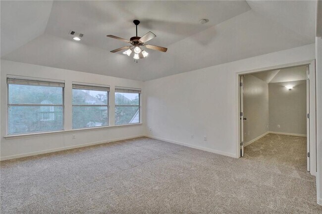Building Photo - 2814 Cool River Loop