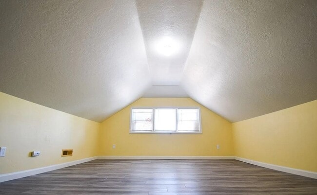 Building Photo - Spacious 4-Bedroom Home in Arbor Lodge – P...