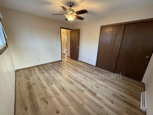 Building Photo - 2717 Victoria Ln