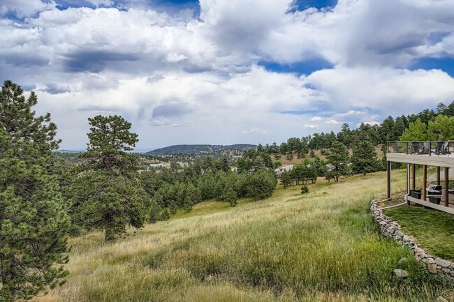 Building Photo - 776 Chimney Creek Dr