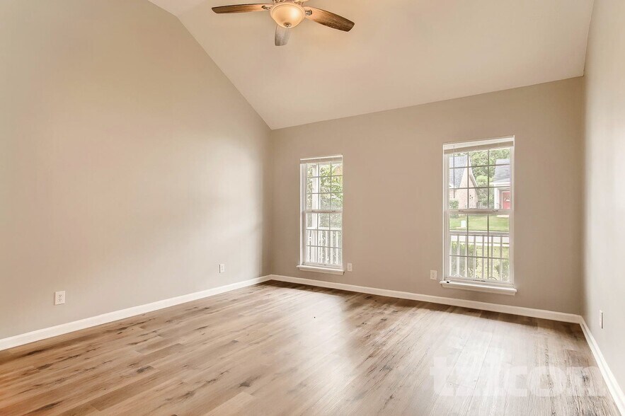 Building Photo - 7617 Pleasantville Way