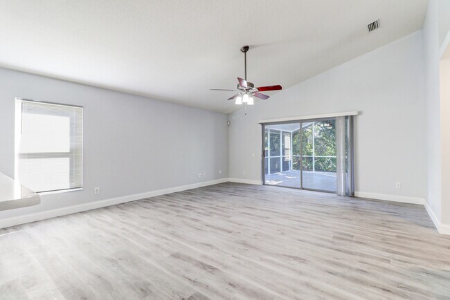 Building Photo - 29806 Morningmist Dr