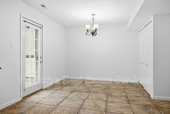 Building Photo - 3228 Dunnbury Ct