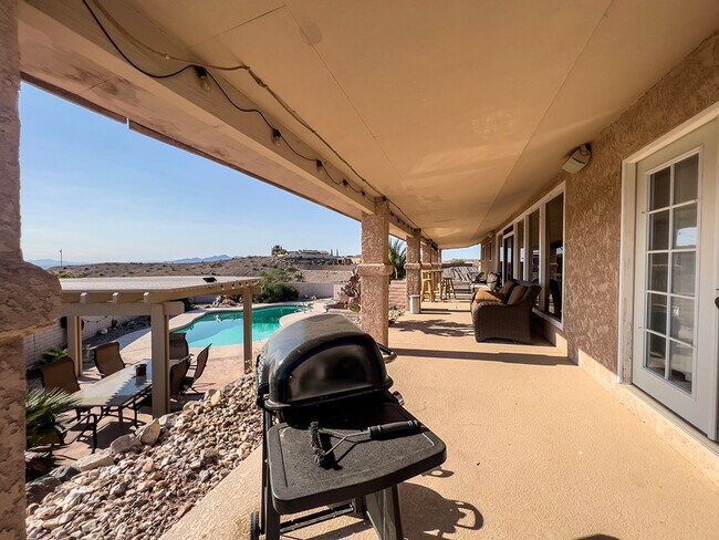 Building Photo - 3853 Lodestar Ln
