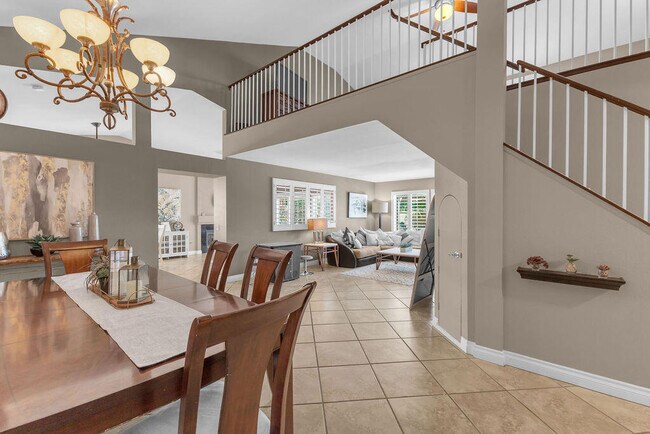 Building Photo - 44310 Villeta Dr