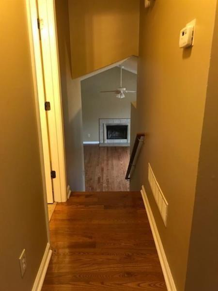Building Photo - 2989 Garland Dr SW