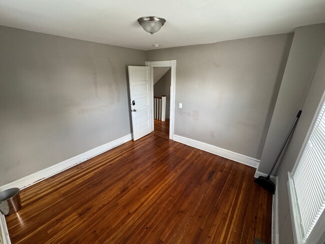 Building Photo - Spacious 5-Bedroom Home in Pikesville, MD ...