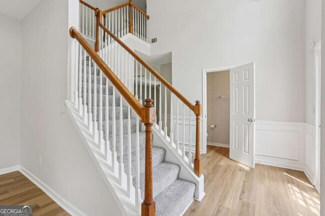 Building Photo - 1025 Pebble Creek Trail