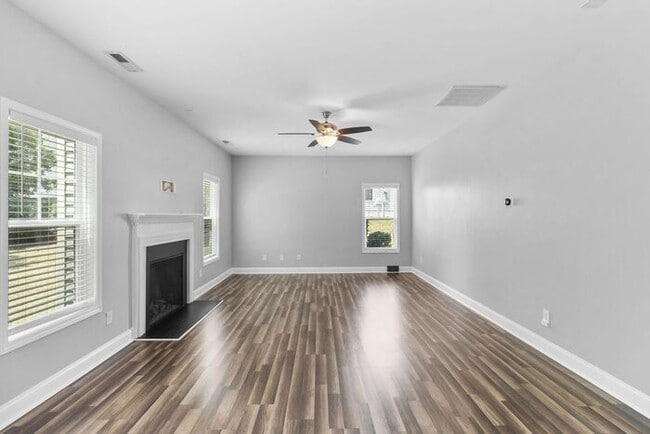 Building Photo - 84 Old Glory Ln