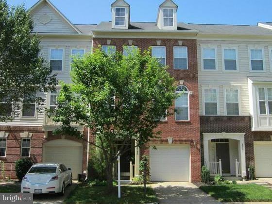 Building Photo - 46193 Walpole Terrace