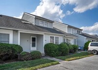 Building Photo - Two bedroom condo in Gull Point