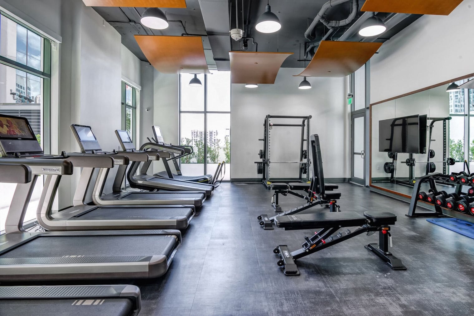 Building Photo - 86 SW 8th St