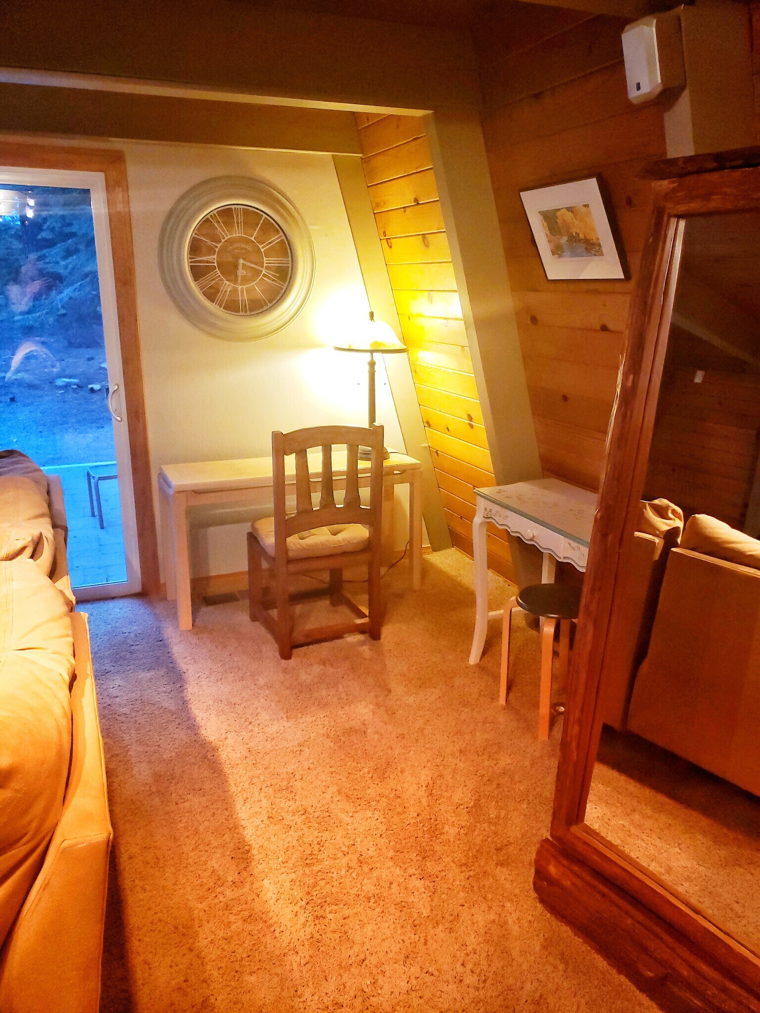 Main Room - Work area - 14234 Glacier View Dr