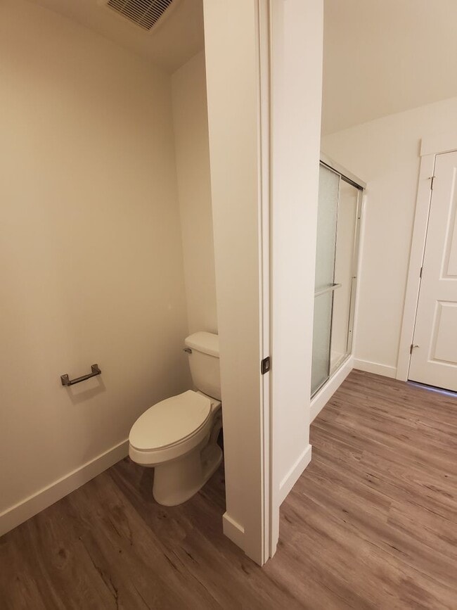 Building Photo - 522 Bedrock Loop