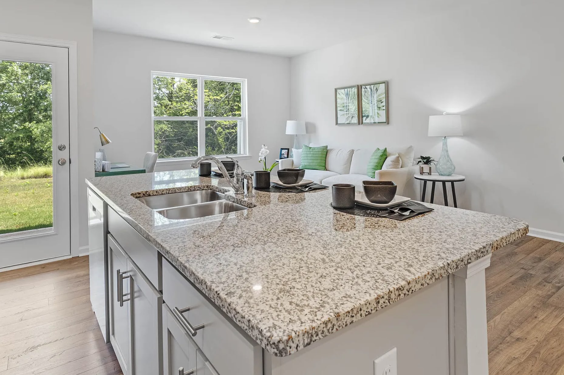 Building Photo - 784 Embark Cir