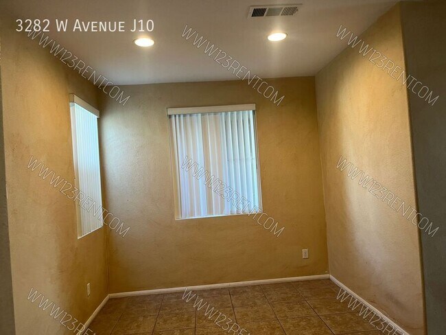 Building Photo - 3282 W Ave J 10