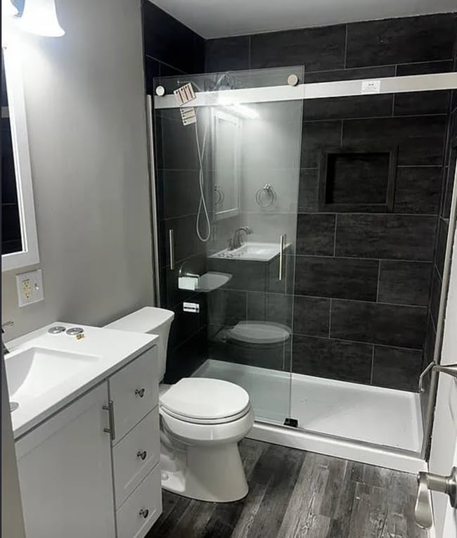 Building Photo - 140 Ivanhill Rd