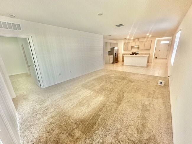 Building Photo - Deltona - 3 Bedroom, 2 Bathroom - $1,895.00