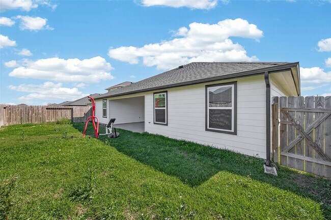Building Photo - 4326 Blossom Vly Ln