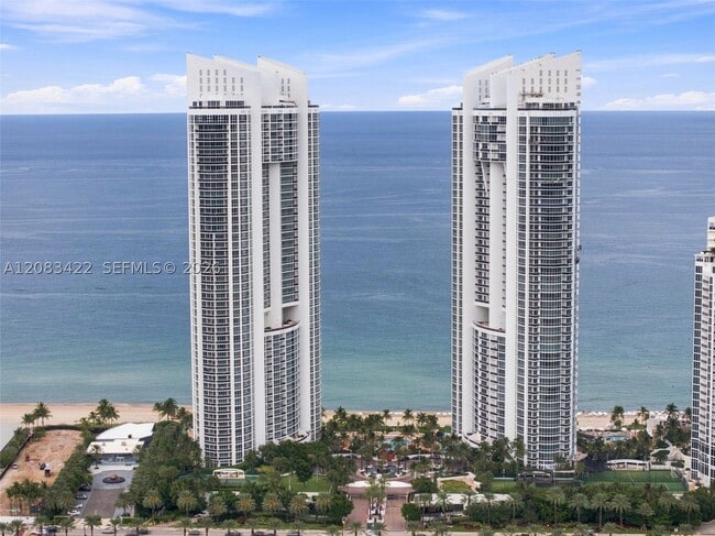 Building Photo - 18201 Collins Ave