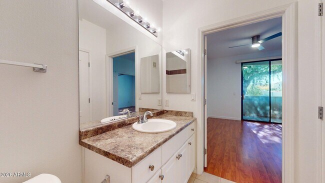 Building Photo - 6900 E Princess Dr