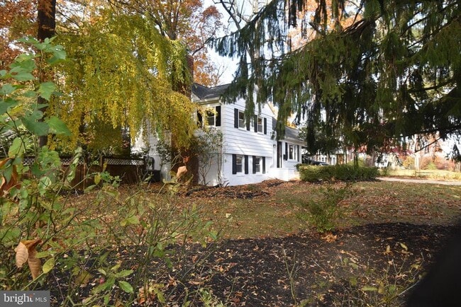 Building Photo - 2622 Shelby Ln