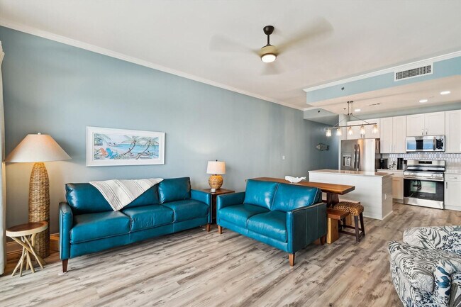 Building Photo - 9815 S Thomas Dr