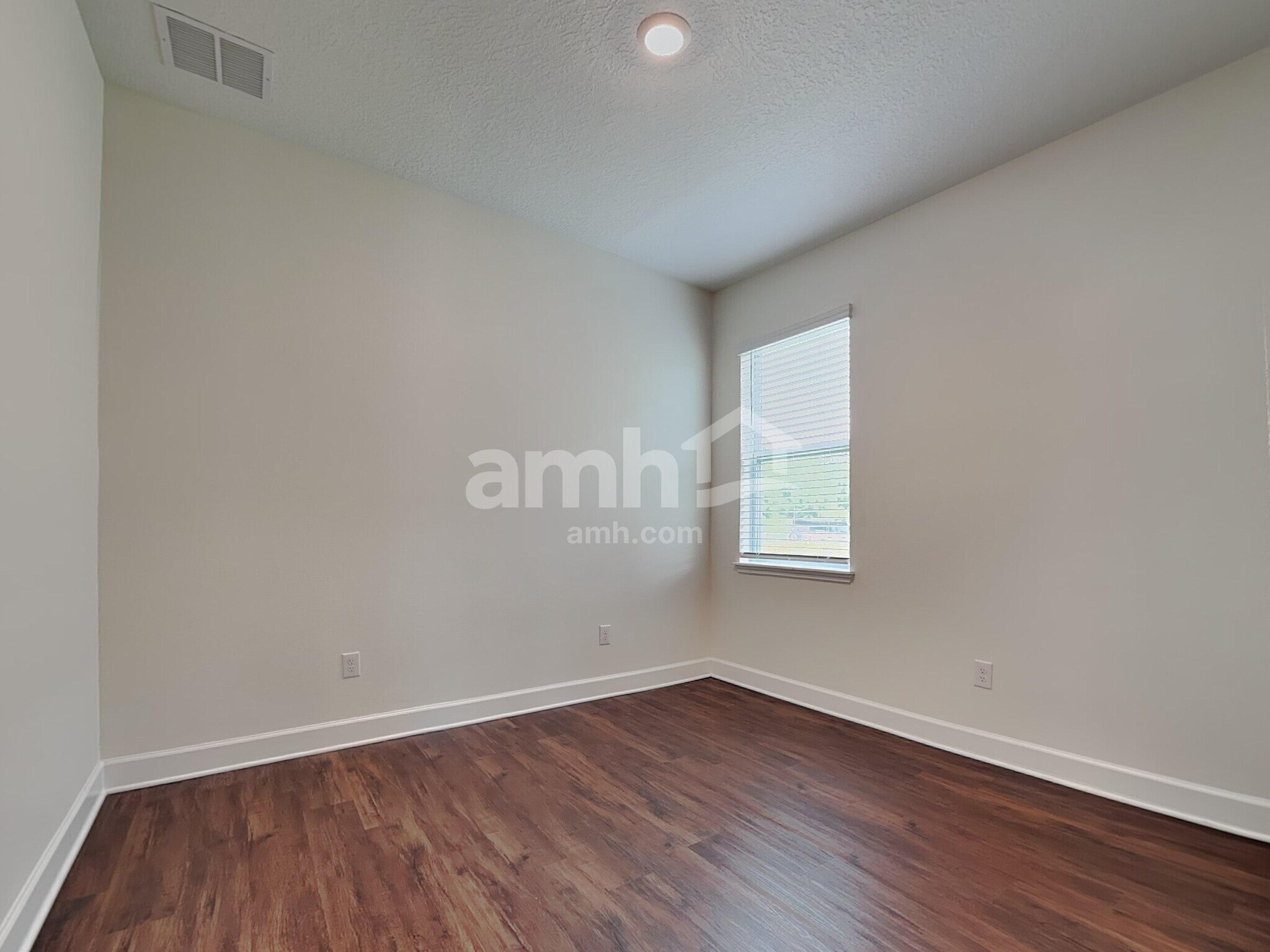 Building Photo - 2126 Saffron Walden Dr