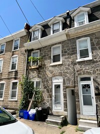 Building Photo - Gorgeous Studio Apartment in Manayunk! Ava...