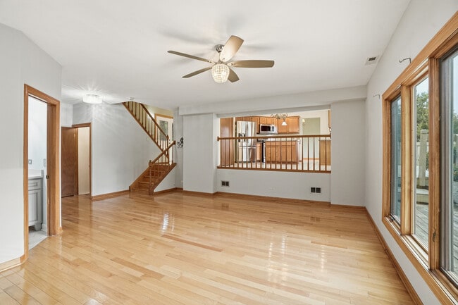 Building Photo - 9312 S 77th Ct