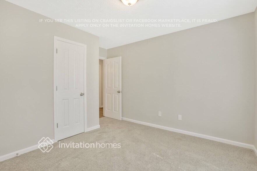 Building Photo - 5900 Branden Hill Ln