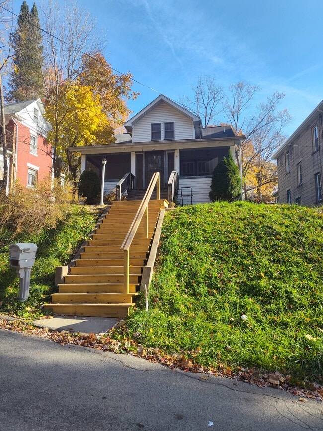 Building Photo - 38 Prospect Ave