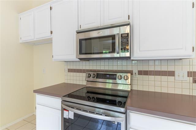 Building Photo - 2217 London Dr