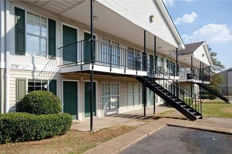 Building Photo - 1758 Brookgreen Dr