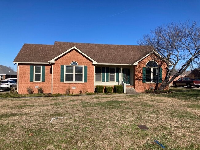 Building Photo - Lebanon Home in Summer Crest