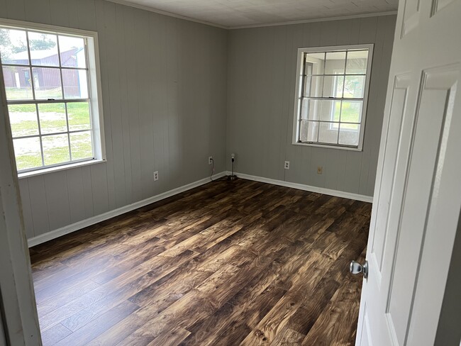 Master bedroom - 620 Murbelle Rd