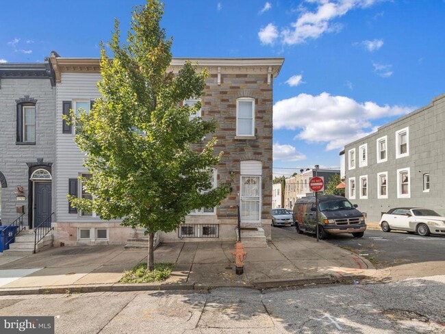 Primary Photo - 1713 E Lafayette Ave