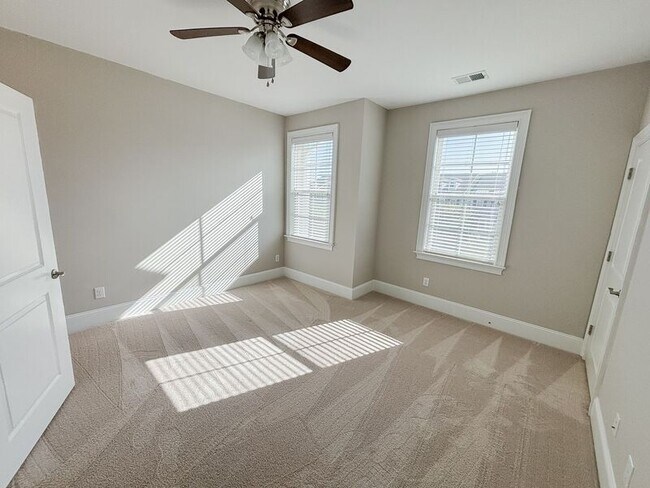 Building Photo - 1028 Bowman Woods Dr