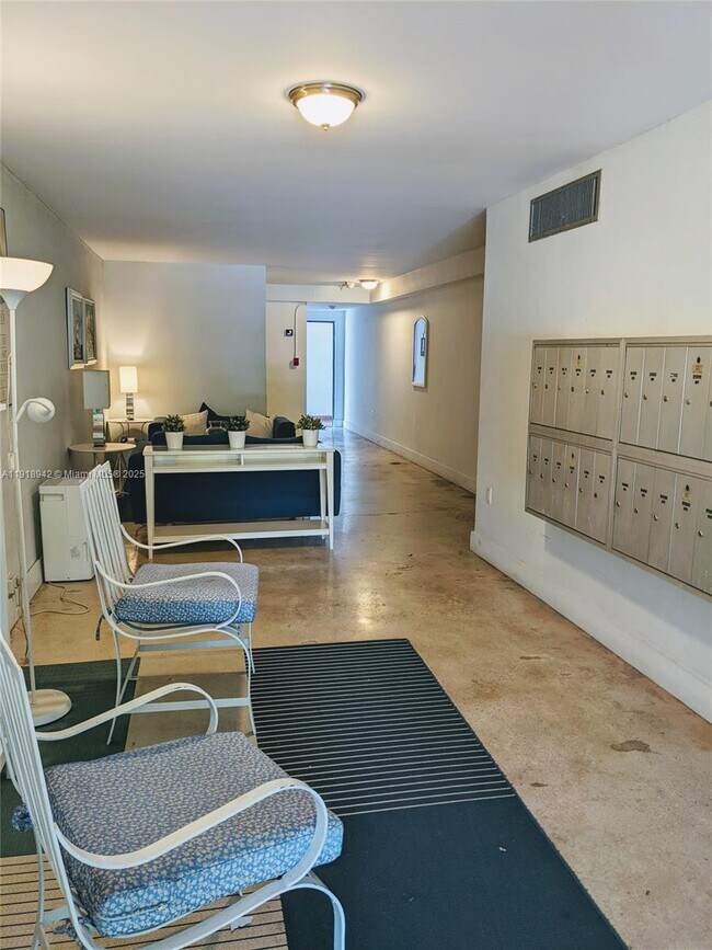 Building Photo - 201 Galen Dr