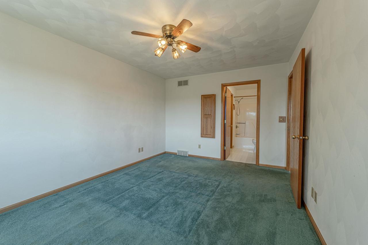 Primary Bedroom - 100 Grossenbacher Ln