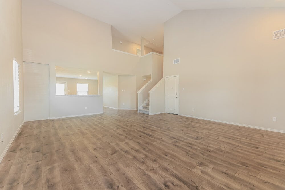 Building Photo - 2609 Hutchins Dr