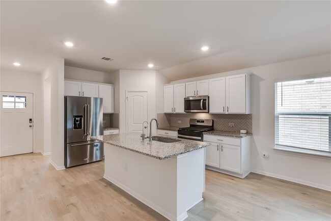 Building Photo - 2921 Owl Head Dr