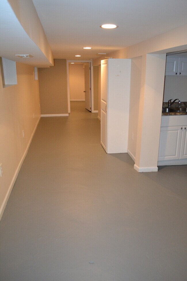 Building Photo - 1636 N Spaulding Ave